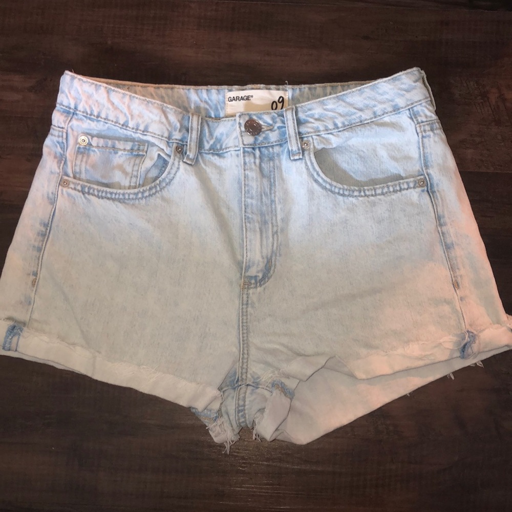 Light was Mom jeans